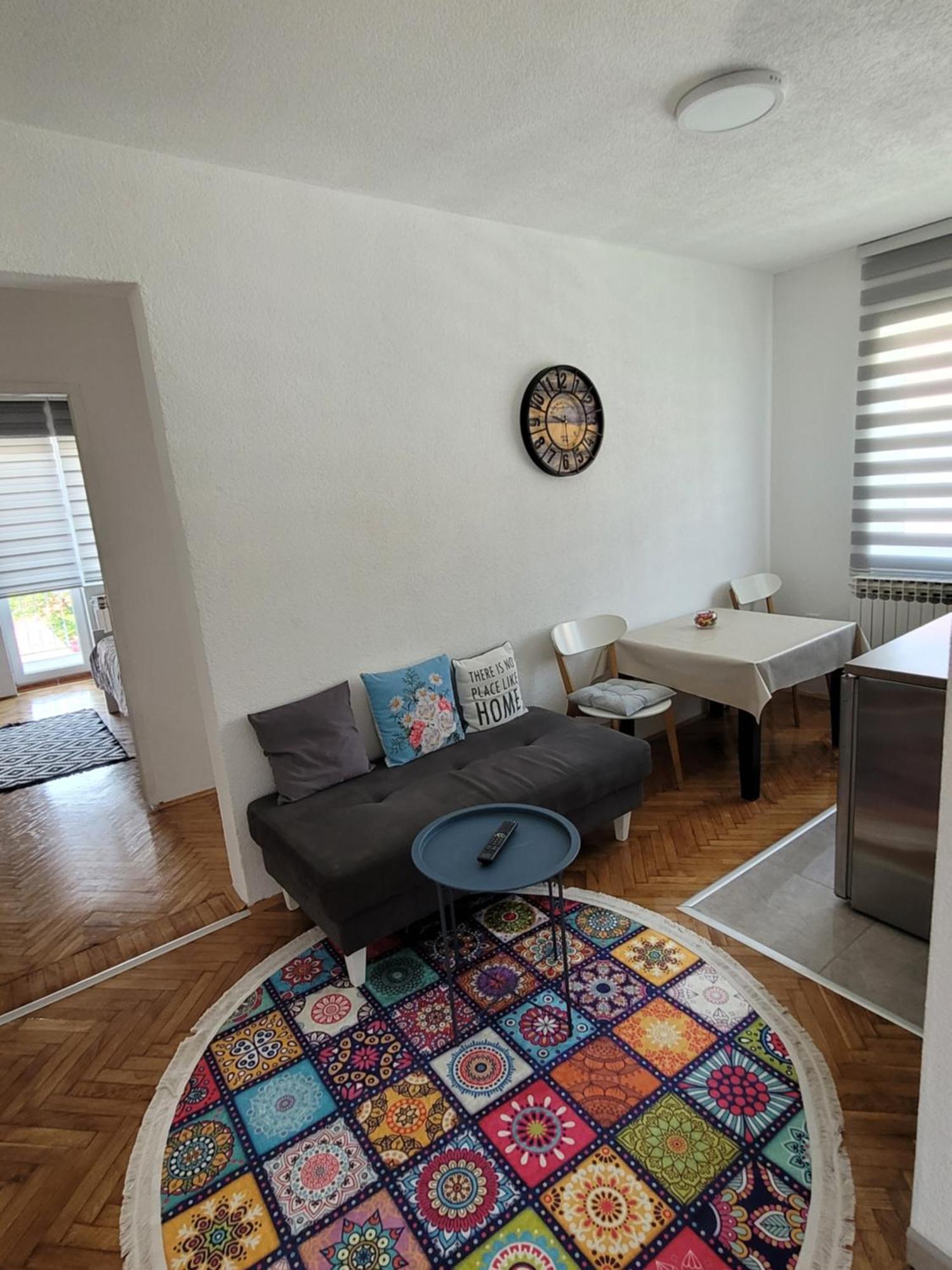 Apartmani Elegance טוזלה מראה חיצוני תמונה