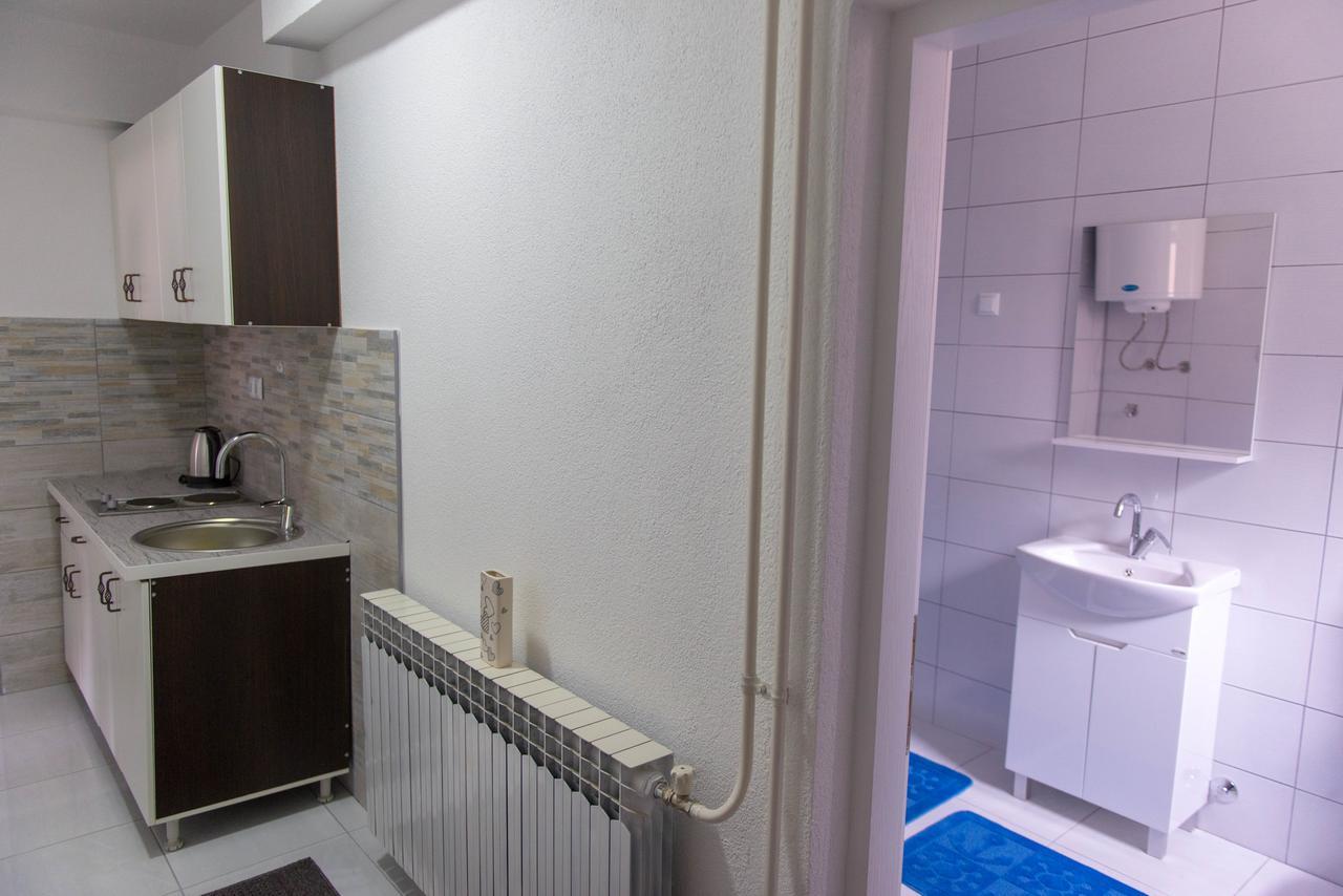 Apartmani Elegance טוזלה מראה חיצוני תמונה