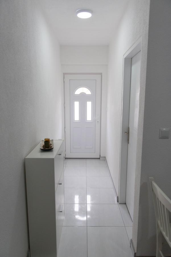 Apartmani Elegance טוזלה מראה חיצוני תמונה