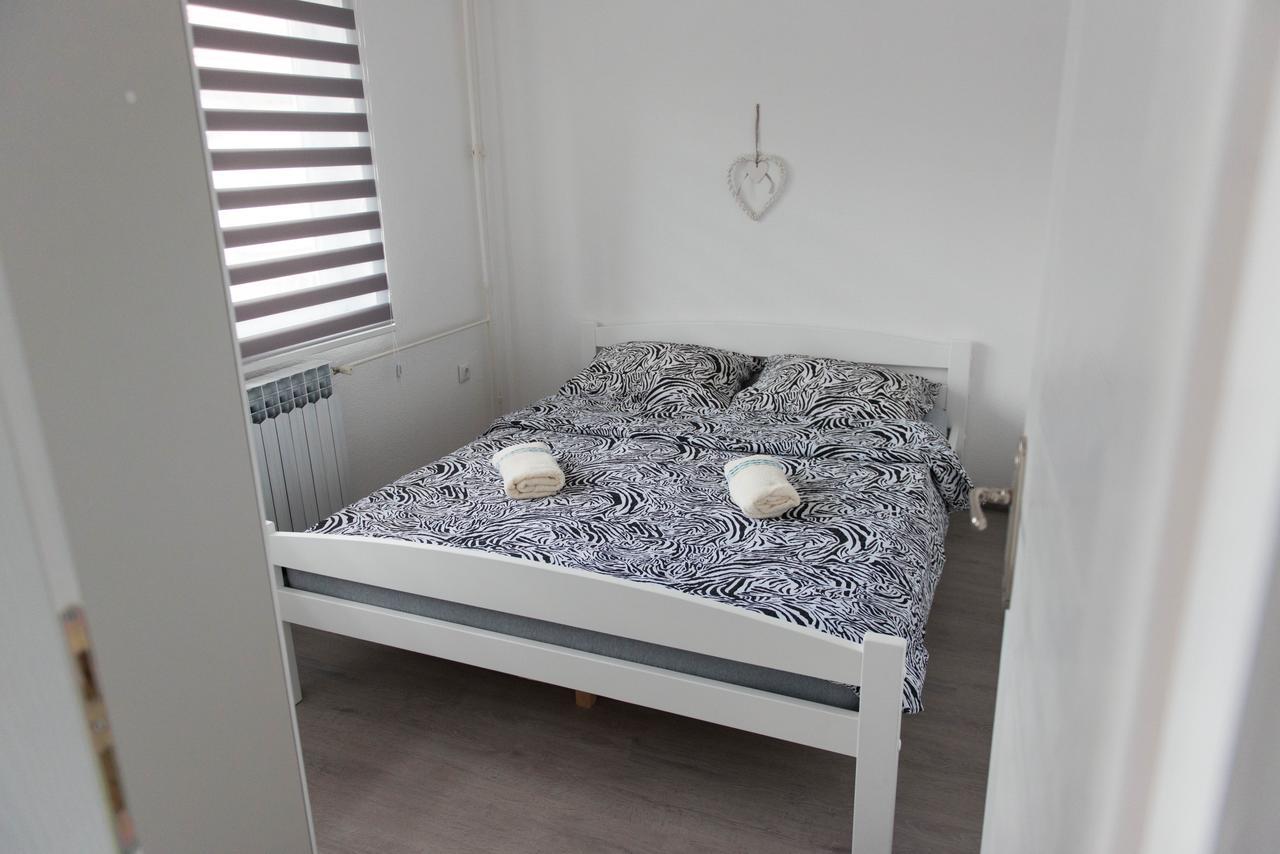 Apartmani Elegance טוזלה מראה חיצוני תמונה